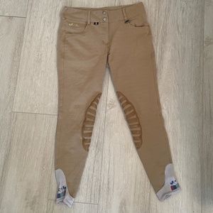 Equine Couture Ladies’ Silicone Knee-Patch Breech